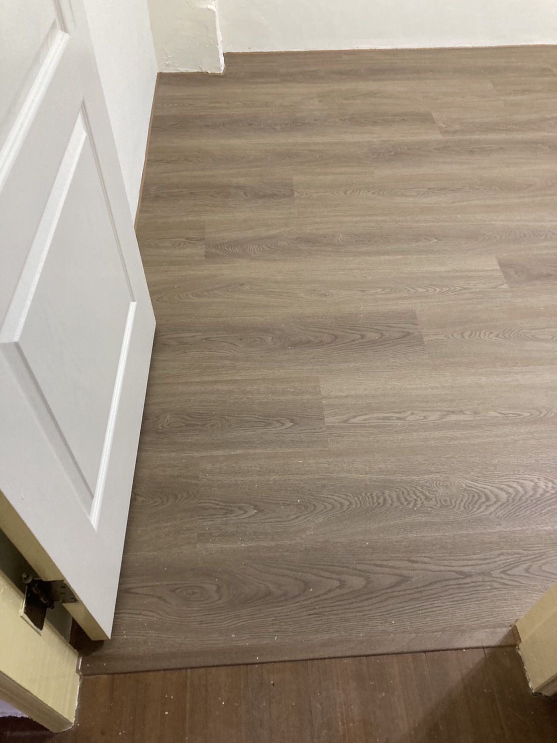 EB07 / BB11(4V倒角)