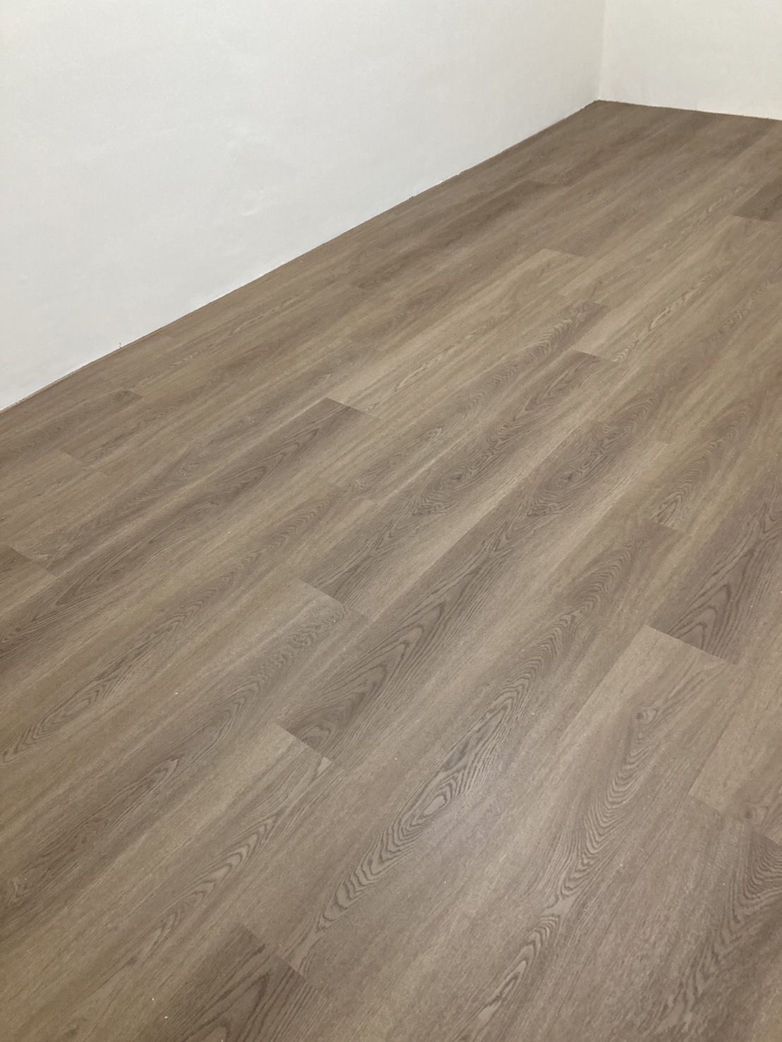 EB07 / BB11(4V倒角)