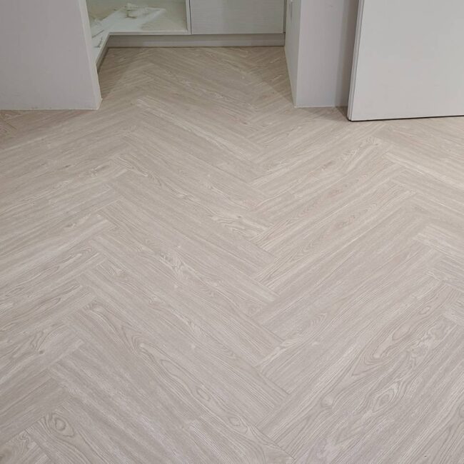 波西米亞-人字拼