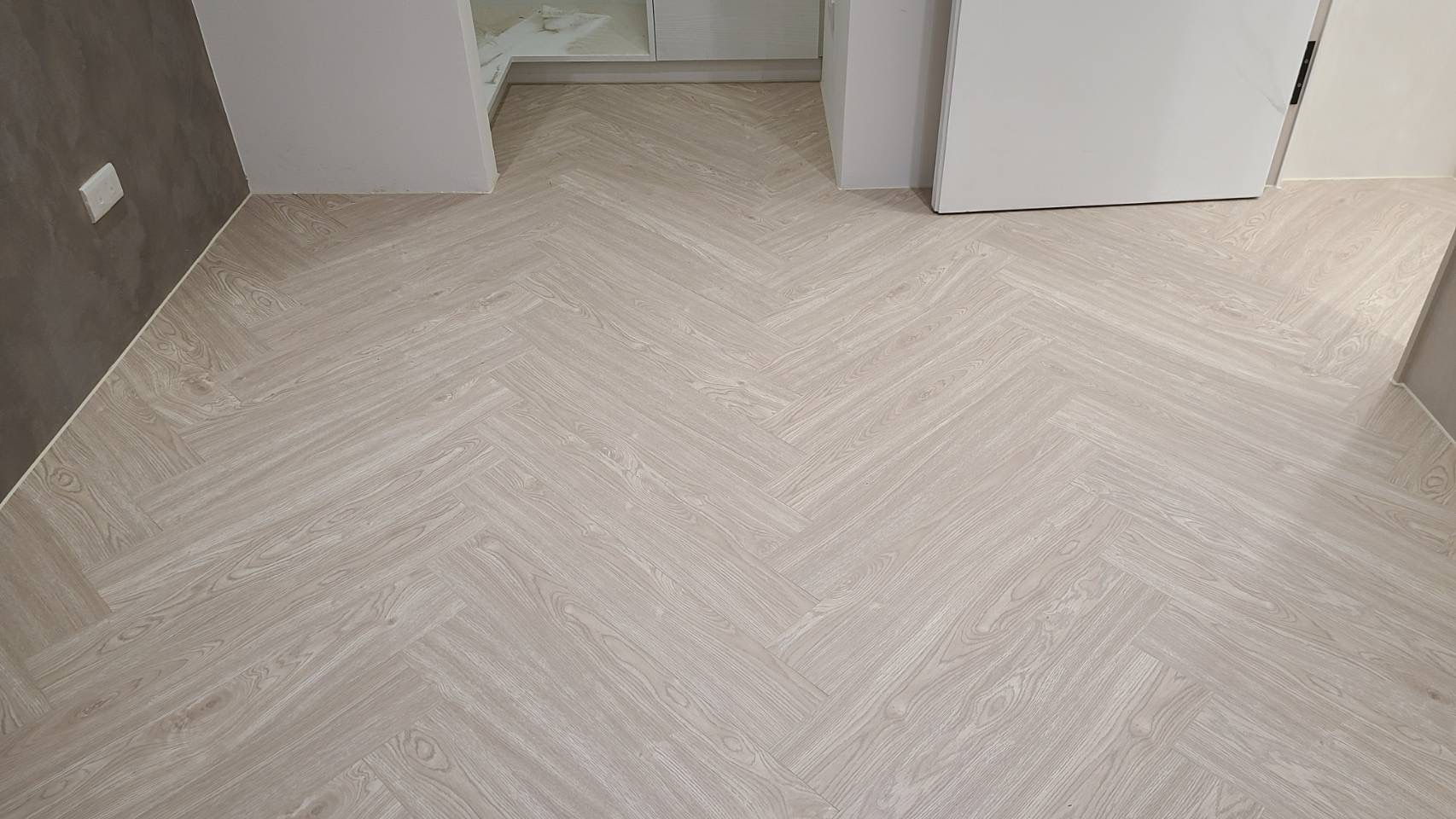 木地板推薦｜波西米亞-人字拼｜廣德地板