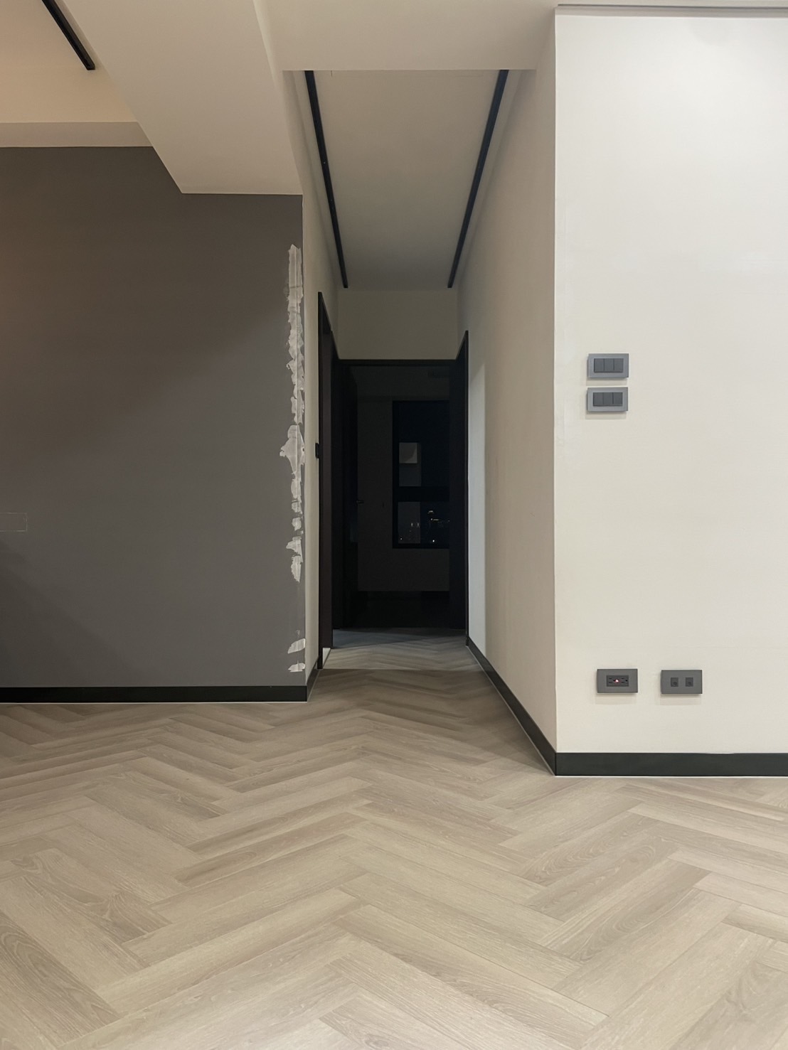 奶茶橡木-人字拼