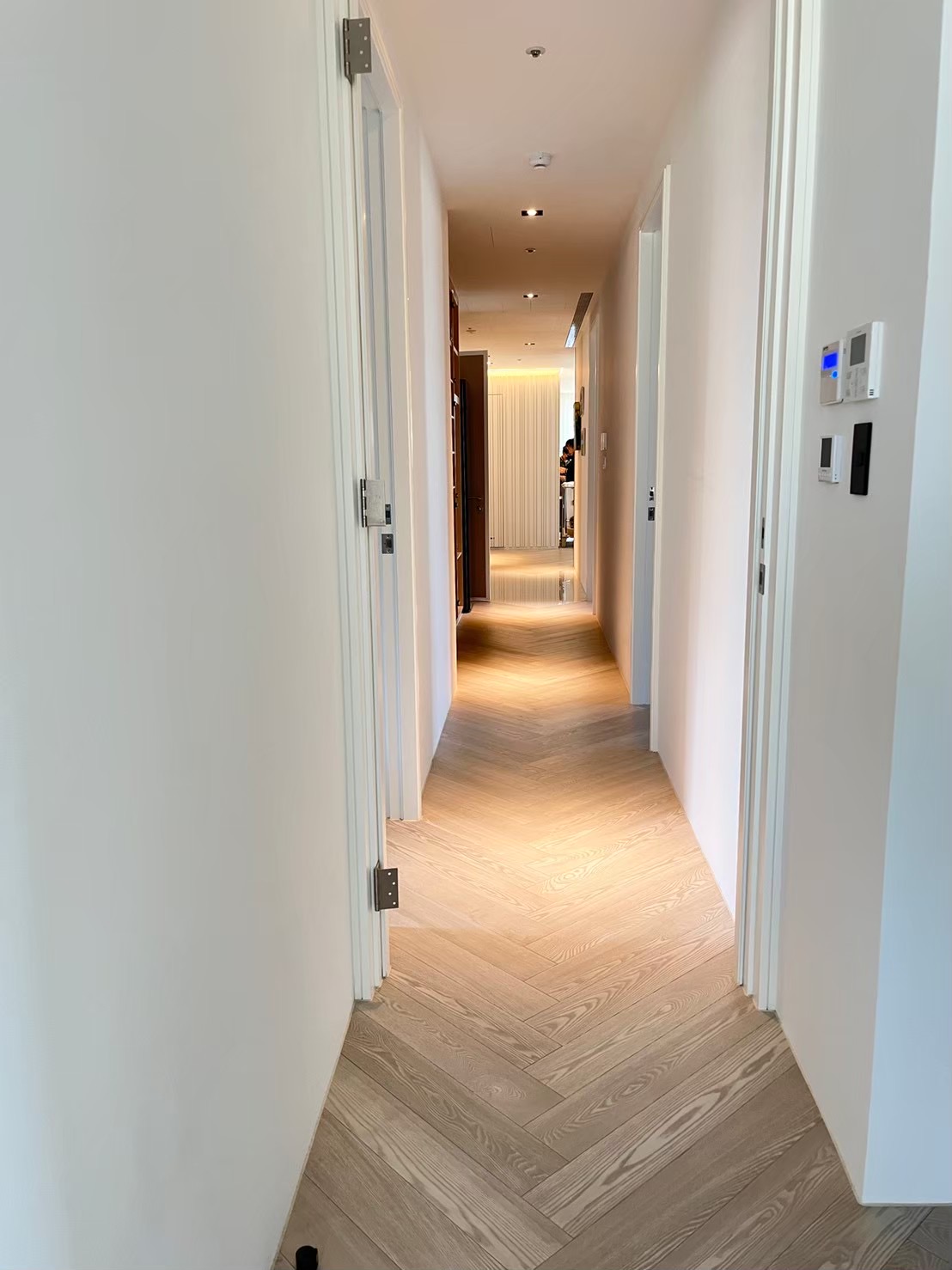 手刮人字拼 訂製色